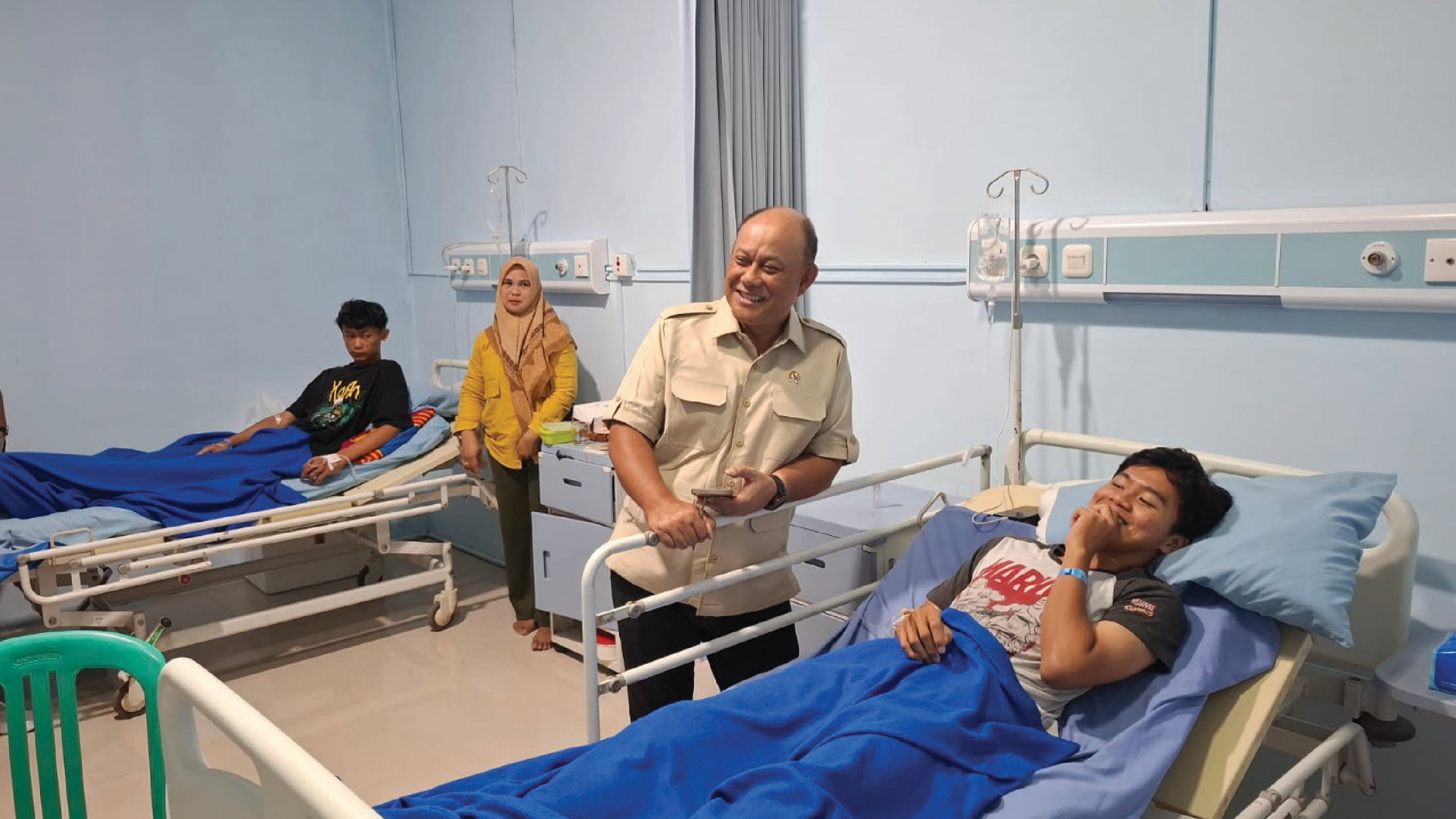 Kepala BGN Batang Hari Kunjungi Siswa Cianjur: Tegaskan Komitmen Perbaikan, Perlindungan Anak, dan Gizi untuk Kecerdasan Bangsa