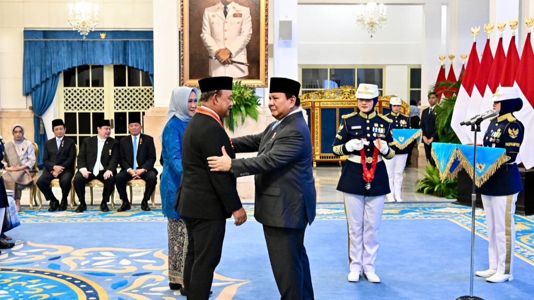 Kepala BGN Batang Hari Dianugerahi Bintang Mahaputera Utama oleh Presiden Prabowo