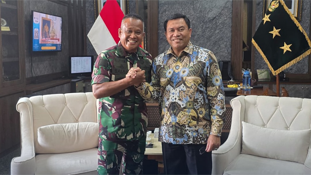 BGN Batang Hari - TNI AD Bergerak Bersama untuk Generasi Sehat